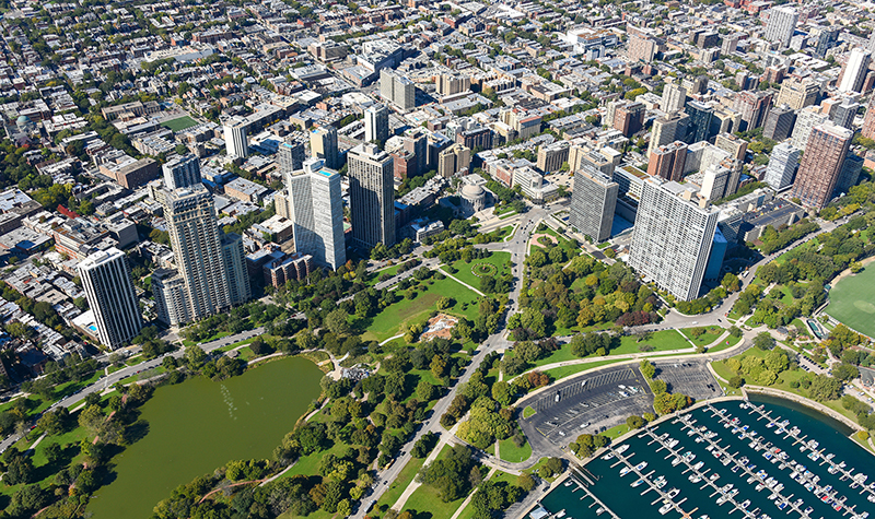 Lincoln Park in Chicago show juxtaposition of infrastructure and green space 